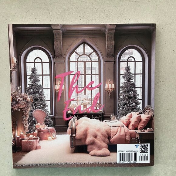 Interior Design Book, Decorating Book, Pink Design, Paperback book - Picture 3 of 8